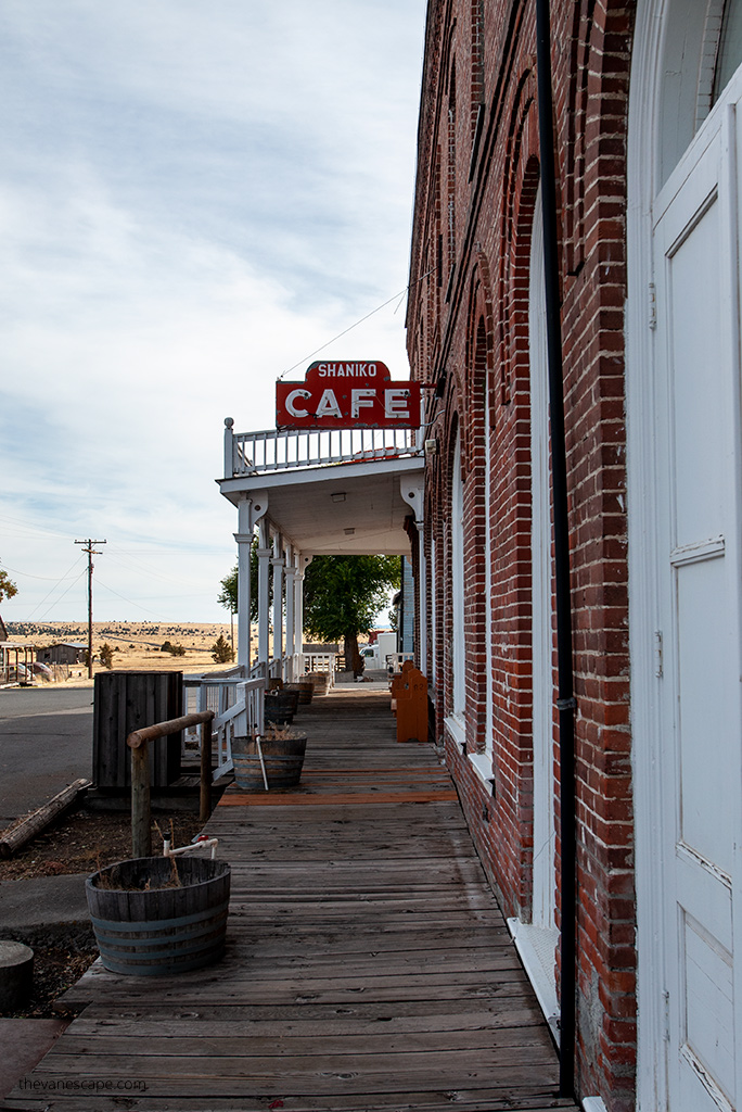 Shaniko cafe in Shaniko hotel.