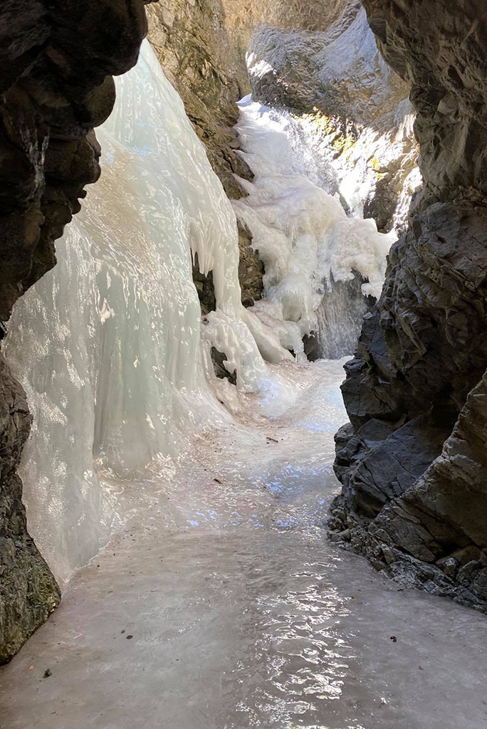  frozen Zapata Falls.