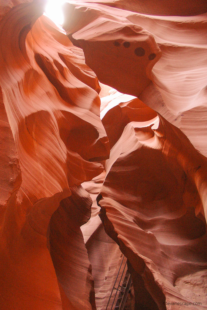 Lower Antelope Canyon tours.