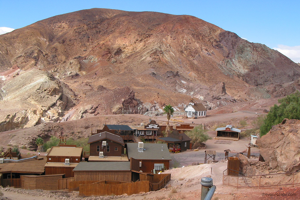 Old wooden buildlings in Calico Ghost Town.