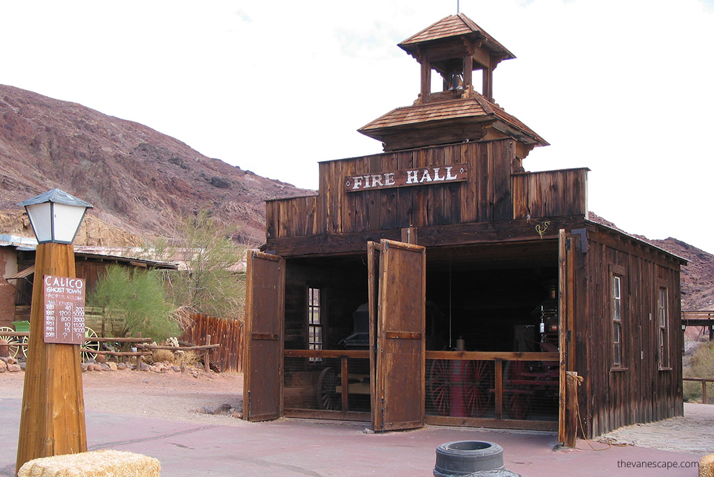 Calico fire hall buildling.