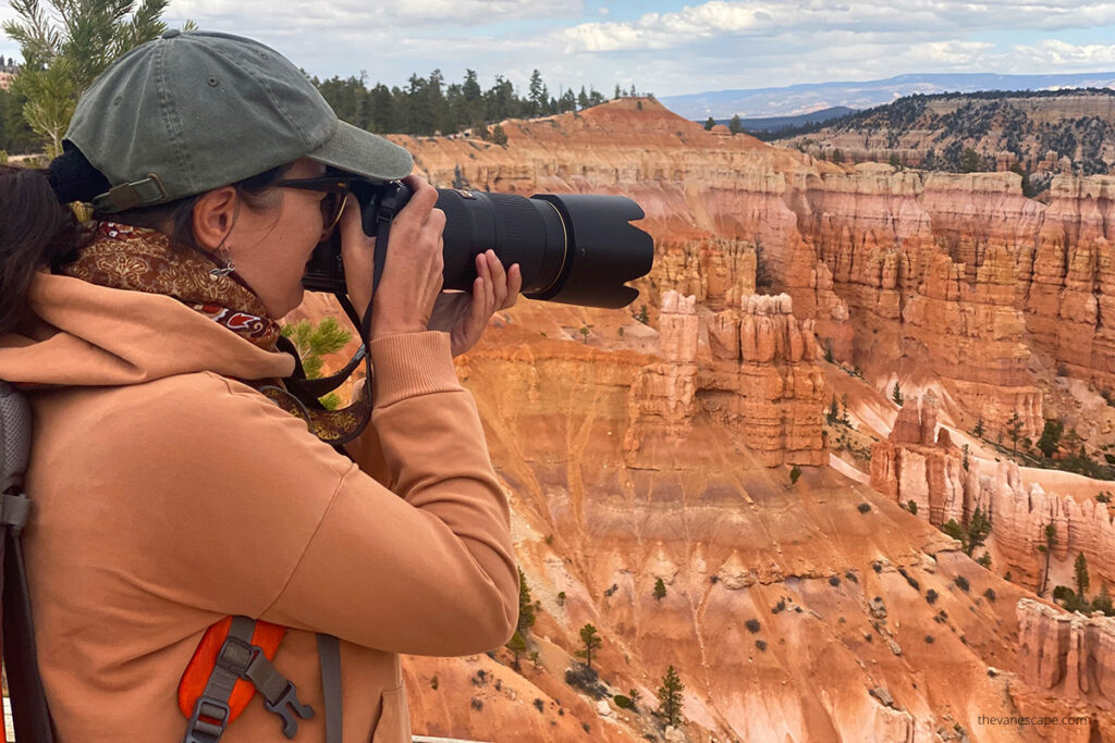 Agnes Stabinska, the author, photographing Bryce Canyon National Park.