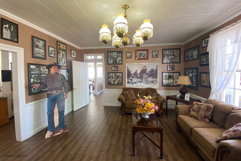 Parry Lodge in Kanab.