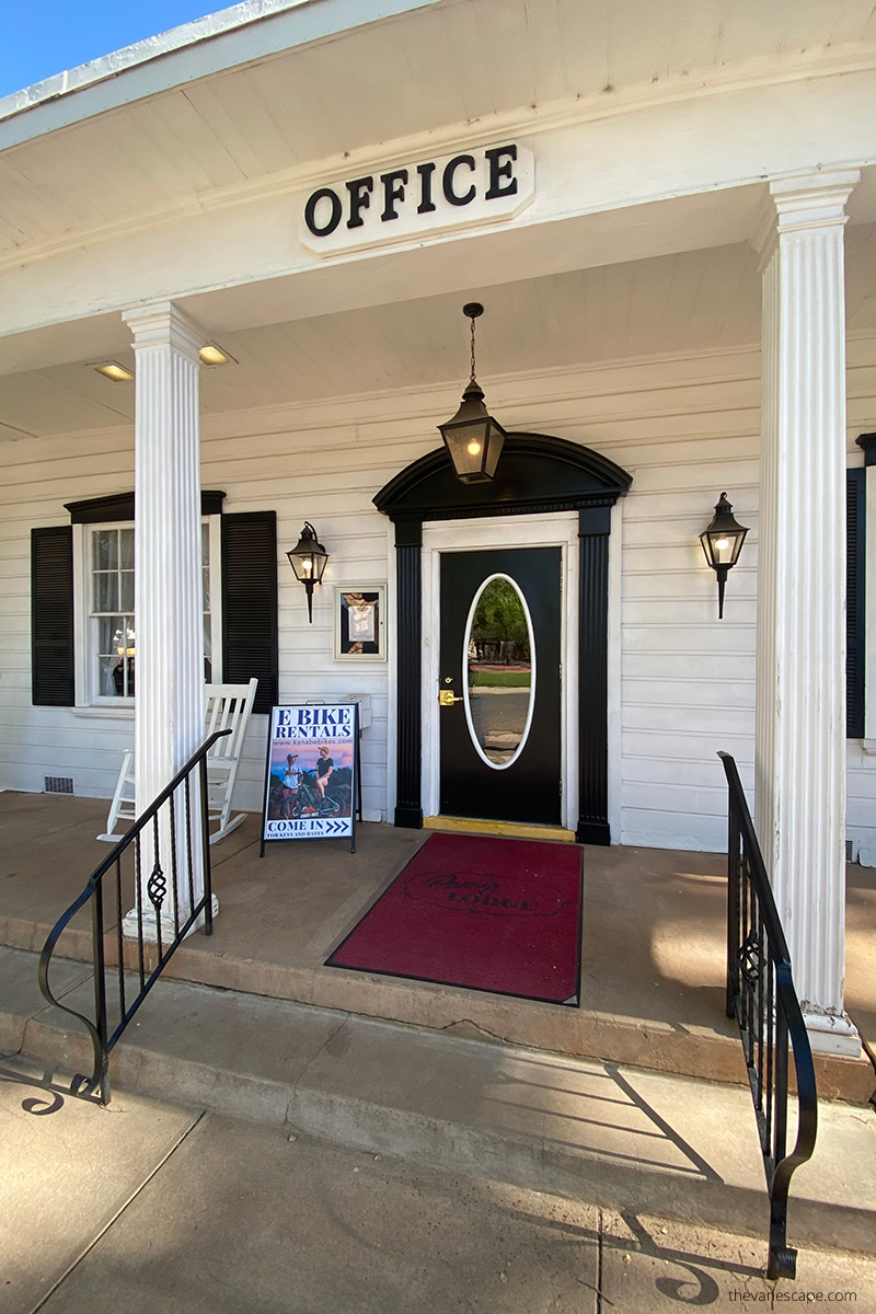 entrance to the Parry Lodge