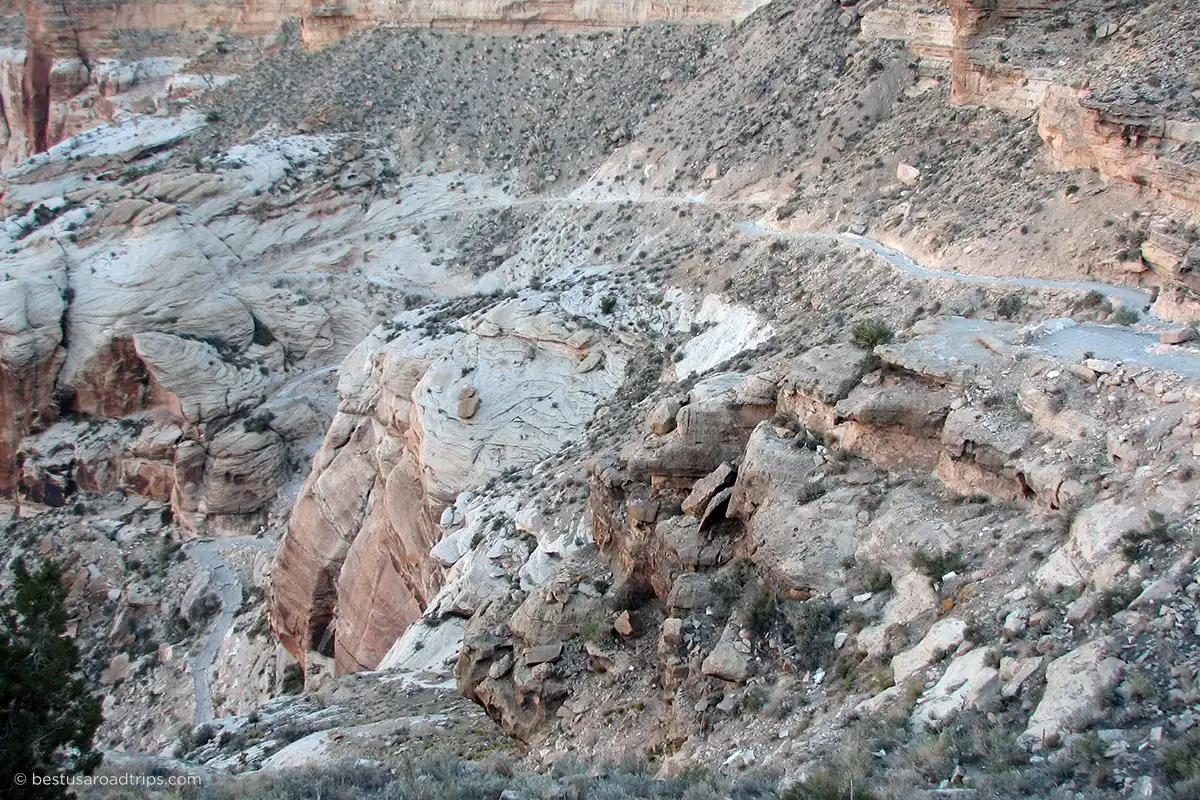 Switchbacks at the Trailhead at Hualapai Hilltop.
